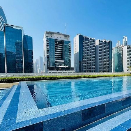 Vera Residences By Damac I 1Br Luxury Aparthotel ドバイ エクステリア 写真