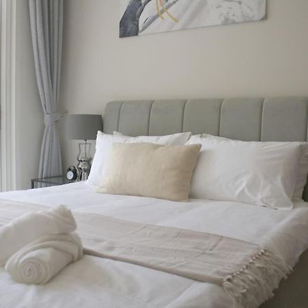 Vera Residences By Damac I 1Br Luxury Aparthotel ドバイ エクステリア 写真