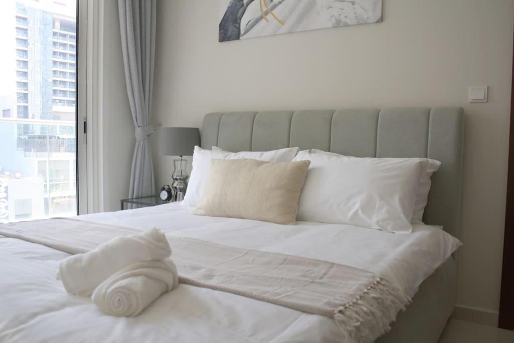 Vera Residences By Damac I 1Br Luxury Aparthotel ドバイ エクステリア 写真